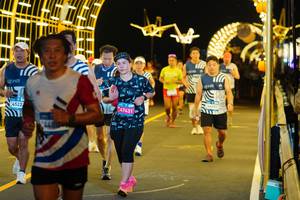BIB: 0877, 4522
                            <button type="button" onclick="openModal(23216203)" class="btn btn-primary btn-sm float-right btn-popup" data-toggle="modal" data-target=".modal-high-quality">
                        <i class="fas fa-shopping-cart"></i> Add to Cart
                    </button>
                                            <button type="button" onclick="isThisMe(23216203, true)" class="btn btn-success btn-sm float-right btn-popup btn-isme hidden" data-toggle="tooltip" data-placement="bottom" title="นี่คือรูปของคุณใช่ไหม คลิกที่นี่เพื่อเอาเข้าอัลบั้ม">
                        <i class="fas fa-plus"></i> Add to album
                    </button>
                    <button type="button" onclick="isThisMe(23216203, false)" class="btn btn-warning btn-sm float-right btn-popup btn-isnotme hidden">
                        <i class="fas fa-ban"></i> Remove from album
                    </button>
