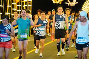 BIB: 46550, 4323, 41562, 43621, 40230
                            <button type="button" onclick="openModal(23198844)" class="btn btn-primary btn-sm float-right btn-popup" data-toggle="modal" data-target=".modal-high-quality">
                        <i class="fas fa-shopping-cart"></i> Add to Cart
                    </button>
                                            <button type="button" onclick="isThisMe(23198844, true)" class="btn btn-success btn-sm float-right btn-popup btn-isme hidden" data-toggle="tooltip" data-placement="bottom" title="นี่คือรูปของคุณใช่ไหม คลิกที่นี่เพื่อเอาเข้าอัลบั้ม">
                        <i class="fas fa-plus"></i> Add to album
                    </button>
                    <button type="button" onclick="isThisMe(23198844, false)" class="btn btn-warning btn-sm float-right btn-popup btn-isnotme hidden">
                        <i class="fas fa-ban"></i> Remove from album
                    </button>