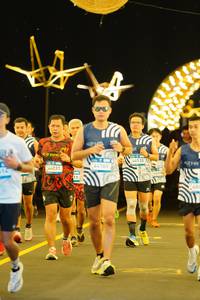 BIB: 107, 44165, 031, 077
                            <button type="button" onclick="openModal(23049392)" class="btn btn-primary btn-sm float-right btn-popup" data-toggle="modal" data-target=".modal-high-quality">
                        <i class="fas fa-shopping-cart"></i> Add to Cart
                    </button>
                                            <button type="button" onclick="isThisMe(23049392, true)" class="btn btn-success btn-sm float-right btn-popup btn-isme hidden" data-toggle="tooltip" data-placement="bottom" title="นี่คือรูปของคุณใช่ไหม คลิกที่นี่เพื่อเอาเข้าอัลบั้ม">
                        <i class="fas fa-plus"></i> Add to album
                    </button>
                    <button type="button" onclick="isThisMe(23049392, false)" class="btn btn-warning btn-sm float-right btn-popup btn-isnotme hidden">
                        <i class="fas fa-ban"></i> Remove from album
                    </button>