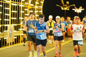 BIB: 44201, 46313, 42958
                            <button type="button" onclick="openModal(23130950)" class="btn btn-primary btn-sm float-right btn-popup" data-toggle="modal" data-target=".modal-high-quality">
                        <i class="fas fa-shopping-cart"></i> Add to Cart
                    </button>
                                            <button type="button" onclick="isThisMe(23130950, true)" class="btn btn-success btn-sm float-right btn-popup btn-isme hidden" data-toggle="tooltip" data-placement="bottom" title="นี่คือรูปของคุณใช่ไหม คลิกที่นี่เพื่อเอาเข้าอัลบั้ม">
                        <i class="fas fa-plus"></i> Add to album
                    </button>
                    <button type="button" onclick="isThisMe(23130950, false)" class="btn btn-warning btn-sm float-right btn-popup btn-isnotme hidden">
                        <i class="fas fa-ban"></i> Remove from album
                    </button>