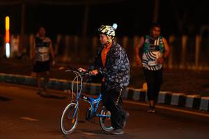 BIB: 
                            <button type="button" onclick="openModal(24328030)" class="btn btn-primary btn-sm float-right btn-popup" data-toggle="modal" data-target=".modal-high-quality">
                        <i class="fas fa-shopping-cart"></i> Add to Cart
                    </button>
                                            <button type="button" onclick="isThisMe(24328030, true)" class="btn btn-success btn-sm float-right btn-popup btn-isme hidden" data-toggle="tooltip" data-placement="bottom" title="นี่คือรูปของคุณใช่ไหม คลิกที่นี่เพื่อเอาเข้าอัลบั้ม">
                        <i class="fas fa-plus"></i> Add to album
                    </button>
                    <button type="button" onclick="isThisMe(24328030, false)" class="btn btn-warning btn-sm float-right btn-popup btn-isnotme hidden">
                        <i class="fas fa-ban"></i> Remove from album
                    </button>