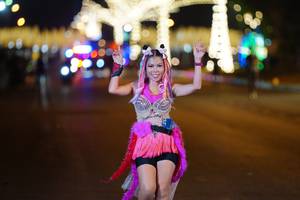 BIB: 
                            <button type="button" onclick="openModal(24332563)" class="btn btn-primary btn-sm float-right btn-popup" data-toggle="modal" data-target=".modal-high-quality">
                        <i class="fas fa-shopping-cart"></i> Add to Cart
                    </button>
                                            <button type="button" onclick="isThisMe(24332563, true)" class="btn btn-success btn-sm float-right btn-popup btn-isme hidden" data-toggle="tooltip" data-placement="bottom" title="นี่คือรูปของคุณใช่ไหม คลิกที่นี่เพื่อเอาเข้าอัลบั้ม">
                        <i class="fas fa-plus"></i> Add to album
                    </button>
                    <button type="button" onclick="isThisMe(24332563, false)" class="btn btn-warning btn-sm float-right btn-popup btn-isnotme hidden">
                        <i class="fas fa-ban"></i> Remove from album
                    </button>