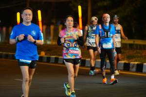 BIB: 
                            <button type="button" onclick="openModal(24361057)" class="btn btn-primary btn-sm float-right btn-popup" data-toggle="modal" data-target=".modal-high-quality">
                        <i class="fas fa-shopping-cart"></i> Add to Cart
                    </button>
                                            <button type="button" onclick="isThisMe(24361057, true)" class="btn btn-success btn-sm float-right btn-popup btn-isme hidden" data-toggle="tooltip" data-placement="bottom" title="นี่คือรูปของคุณใช่ไหม คลิกที่นี่เพื่อเอาเข้าอัลบั้ม">
                        <i class="fas fa-plus"></i> Add to album
                    </button>
                    <button type="button" onclick="isThisMe(24361057, false)" class="btn btn-warning btn-sm float-right btn-popup btn-isnotme hidden">
                        <i class="fas fa-ban"></i> Remove from album
                    </button>