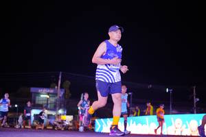 BIB: 
                            <button type="button" onclick="openModal(24262332)" class="btn btn-primary btn-sm float-right btn-popup" data-toggle="modal" data-target=".modal-high-quality">
                        <i class="fas fa-shopping-cart"></i> Add to Cart
                    </button>
                                            <button type="button" onclick="isThisMe(24262332, true)" class="btn btn-success btn-sm float-right btn-popup btn-isme hidden" data-toggle="tooltip" data-placement="bottom" title="นี่คือรูปของคุณใช่ไหม คลิกที่นี่เพื่อเอาเข้าอัลบั้ม">
                        <i class="fas fa-plus"></i> Add to album
                    </button>
                    <button type="button" onclick="isThisMe(24262332, false)" class="btn btn-warning btn-sm float-right btn-popup btn-isnotme hidden">
                        <i class="fas fa-ban"></i> Remove from album
                    </button>