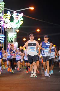 BIB: 
                            <button type="button" onclick="openModal(24172840)" class="btn btn-primary btn-sm float-right btn-popup" data-toggle="modal" data-target=".modal-high-quality">
                        <i class="fas fa-shopping-cart"></i> Add to Cart
                    </button>
                                            <button type="button" onclick="isThisMe(24172840, true)" class="btn btn-success btn-sm float-right btn-popup btn-isme hidden" data-toggle="tooltip" data-placement="bottom" title="นี่คือรูปของคุณใช่ไหม คลิกที่นี่เพื่อเอาเข้าอัลบั้ม">
                        <i class="fas fa-plus"></i> Add to album
                    </button>
                    <button type="button" onclick="isThisMe(24172840, false)" class="btn btn-warning btn-sm float-right btn-popup btn-isnotme hidden">
                        <i class="fas fa-ban"></i> Remove from album
                    </button>