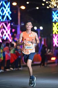 BIB: 20241
                            <button type="button" onclick="openModal(23092244)" class="btn btn-primary btn-sm float-right btn-popup" data-toggle="modal" data-target=".modal-high-quality">
                        <i class="fas fa-shopping-cart"></i> Add to Cart
                    </button>
                                            <button type="button" onclick="isThisMe(23092244, true)" class="btn btn-success btn-sm float-right btn-popup btn-isme hidden" data-toggle="tooltip" data-placement="bottom" title="นี่คือรูปของคุณใช่ไหม คลิกที่นี่เพื่อเอาเข้าอัลบั้ม">
                        <i class="fas fa-plus"></i> Add to album
                    </button>
                    <button type="button" onclick="isThisMe(23092244, false)" class="btn btn-warning btn-sm float-right btn-popup btn-isnotme hidden">
                        <i class="fas fa-ban"></i> Remove from album
                    </button>