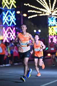 BIB: 20135, 20182
                            <button type="button" onclick="openModal(23091299)" class="btn btn-primary btn-sm float-right btn-popup" data-toggle="modal" data-target=".modal-high-quality">
                        <i class="fas fa-shopping-cart"></i> Add to Cart
                    </button>
                                            <button type="button" onclick="isThisMe(23091299, true)" class="btn btn-success btn-sm float-right btn-popup btn-isme hidden" data-toggle="tooltip" data-placement="bottom" title="นี่คือรูปของคุณใช่ไหม คลิกที่นี่เพื่อเอาเข้าอัลบั้ม">
                        <i class="fas fa-plus"></i> Add to album
                    </button>
                    <button type="button" onclick="isThisMe(23091299, false)" class="btn btn-warning btn-sm float-right btn-popup btn-isnotme hidden">
                        <i class="fas fa-ban"></i> Remove from album
                    </button>