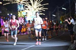 BIB: 23007, 2296, 00000
                            <button type="button" onclick="openModal(23102853)" class="btn btn-primary btn-sm float-right btn-popup" data-toggle="modal" data-target=".modal-high-quality">
                        <i class="fas fa-shopping-cart"></i> Add to Cart
                    </button>
                                            <button type="button" onclick="isThisMe(23102853, true)" class="btn btn-success btn-sm float-right btn-popup btn-isme hidden" data-toggle="tooltip" data-placement="bottom" title="นี่คือรูปของคุณใช่ไหม คลิกที่นี่เพื่อเอาเข้าอัลบั้ม">
                        <i class="fas fa-plus"></i> Add to album
                    </button>
                    <button type="button" onclick="isThisMe(23102853, false)" class="btn btn-warning btn-sm float-right btn-popup btn-isnotme hidden">
                        <i class="fas fa-ban"></i> Remove from album
                    </button>