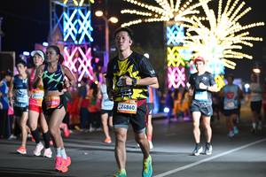 BIB: 09872, 907
                            <button type="button" onclick="openModal(23113239)" class="btn btn-primary btn-sm float-right btn-popup" data-toggle="modal" data-target=".modal-high-quality">
                        <i class="fas fa-shopping-cart"></i> Add to Cart
                    </button>
                                            <button type="button" onclick="isThisMe(23113239, true)" class="btn btn-success btn-sm float-right btn-popup btn-isme hidden" data-toggle="tooltip" data-placement="bottom" title="นี่คือรูปของคุณใช่ไหม คลิกที่นี่เพื่อเอาเข้าอัลบั้ม">
                        <i class="fas fa-plus"></i> Add to album
                    </button>
                    <button type="button" onclick="isThisMe(23113239, false)" class="btn btn-warning btn-sm float-right btn-popup btn-isnotme hidden">
                        <i class="fas fa-ban"></i> Remove from album
                    </button>