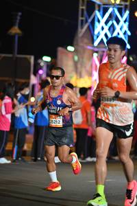 BIB: 25212, 21883
                            <button type="button" onclick="openModal(23092884)" class="btn btn-primary btn-sm float-right btn-popup" data-toggle="modal" data-target=".modal-high-quality">
                        <i class="fas fa-shopping-cart"></i> Add to Cart
                    </button>
                                            <button type="button" onclick="isThisMe(23092884, true)" class="btn btn-success btn-sm float-right btn-popup btn-isme hidden" data-toggle="tooltip" data-placement="bottom" title="นี่คือรูปของคุณใช่ไหม คลิกที่นี่เพื่อเอาเข้าอัลบั้ม">
                        <i class="fas fa-plus"></i> Add to album
                    </button>
                    <button type="button" onclick="isThisMe(23092884, false)" class="btn btn-warning btn-sm float-right btn-popup btn-isnotme hidden">
                        <i class="fas fa-ban"></i> Remove from album
                    </button>