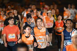 BIB: 24000, 010, 211, 24923, 4287
                            <button type="button" onclick="openModal(23210765)" class="btn btn-primary btn-sm float-right btn-popup" data-toggle="modal" data-target=".modal-high-quality">
                        <i class="fas fa-shopping-cart"></i> Add to Cart
                    </button>
                                            <button type="button" onclick="isThisMe(23210765, true)" class="btn btn-success btn-sm float-right btn-popup btn-isme hidden" data-toggle="tooltip" data-placement="bottom" title="นี่คือรูปของคุณใช่ไหม คลิกที่นี่เพื่อเอาเข้าอัลบั้ม">
                        <i class="fas fa-plus"></i> Add to album
                    </button>
                    <button type="button" onclick="isThisMe(23210765, false)" class="btn btn-warning btn-sm float-right btn-popup btn-isnotme hidden">
                        <i class="fas fa-ban"></i> Remove from album
                    </button>