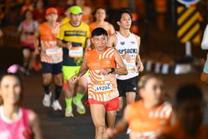 BIB: 69204, 820
                            <button type="button" onclick="openModal(23206555)" class="btn btn-primary btn-sm float-right btn-popup" data-toggle="modal" data-target=".modal-high-quality">
                        <i class="fas fa-shopping-cart"></i> Add to Cart
                    </button>
                                            <button type="button" onclick="isThisMe(23206555, true)" class="btn btn-success btn-sm float-right btn-popup btn-isme hidden" data-toggle="tooltip" data-placement="bottom" title="นี่คือรูปของคุณใช่ไหม คลิกที่นี่เพื่อเอาเข้าอัลบั้ม">
                        <i class="fas fa-plus"></i> Add to album
                    </button>
                    <button type="button" onclick="isThisMe(23206555, false)" class="btn btn-warning btn-sm float-right btn-popup btn-isnotme hidden">
                        <i class="fas fa-ban"></i> Remove from album
                    </button>