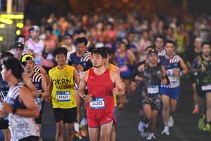 BIB: 41421, 44203
                            <button type="button" onclick="openModal(22911946)" class="btn btn-primary btn-sm float-right btn-popup" data-toggle="modal" data-target=".modal-high-quality">
                        <i class="fas fa-shopping-cart"></i> Add to Cart
                    </button>
                                            <button type="button" onclick="isThisMe(22911946, true)" class="btn btn-success btn-sm float-right btn-popup btn-isme hidden" data-toggle="tooltip" data-placement="bottom" title="นี่คือรูปของคุณใช่ไหม คลิกที่นี่เพื่อเอาเข้าอัลบั้ม">
                        <i class="fas fa-plus"></i> Add to album
                    </button>
                    <button type="button" onclick="isThisMe(22911946, false)" class="btn btn-warning btn-sm float-right btn-popup btn-isnotme hidden">
                        <i class="fas fa-ban"></i> Remove from album
                    </button>