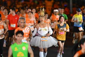 BIB: 4947, 21735, 26218
                            <button type="button" onclick="openModal(23160060)" class="btn btn-primary btn-sm float-right btn-popup" data-toggle="modal" data-target=".modal-high-quality">
                        <i class="fas fa-shopping-cart"></i> Add to Cart
                    </button>
                                            <button type="button" onclick="isThisMe(23160060, true)" class="btn btn-success btn-sm float-right btn-popup btn-isme hidden" data-toggle="tooltip" data-placement="bottom" title="นี่คือรูปของคุณใช่ไหม คลิกที่นี่เพื่อเอาเข้าอัลบั้ม">
                        <i class="fas fa-plus"></i> Add to album
                    </button>
                    <button type="button" onclick="isThisMe(23160060, false)" class="btn btn-warning btn-sm float-right btn-popup btn-isnotme hidden">
                        <i class="fas fa-ban"></i> Remove from album
                    </button>