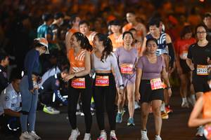 BIB: 26886, 27509, 2015, 26501, 2122
                            <button type="button" onclick="openModal(23194624)" class="btn btn-primary btn-sm float-right btn-popup" data-toggle="modal" data-target=".modal-high-quality">
                        <i class="fas fa-shopping-cart"></i> Add to Cart
                    </button>
                                            <button type="button" onclick="isThisMe(23194624, true)" class="btn btn-success btn-sm float-right btn-popup btn-isme hidden" data-toggle="tooltip" data-placement="bottom" title="นี่คือรูปของคุณใช่ไหม คลิกที่นี่เพื่อเอาเข้าอัลบั้ม">
                        <i class="fas fa-plus"></i> Add to album
                    </button>
                    <button type="button" onclick="isThisMe(23194624, false)" class="btn btn-warning btn-sm float-right btn-popup btn-isnotme hidden">
                        <i class="fas fa-ban"></i> Remove from album
                    </button>