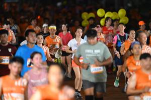BIB: 0811
                            <button type="button" onclick="openModal(23168983)" class="btn btn-primary btn-sm float-right btn-popup" data-toggle="modal" data-target=".modal-high-quality">
                        <i class="fas fa-shopping-cart"></i> Add to Cart
                    </button>
                                            <button type="button" onclick="isThisMe(23168983, true)" class="btn btn-success btn-sm float-right btn-popup btn-isme hidden" data-toggle="tooltip" data-placement="bottom" title="นี่คือรูปของคุณใช่ไหม คลิกที่นี่เพื่อเอาเข้าอัลบั้ม">
                        <i class="fas fa-plus"></i> Add to album
                    </button>
                    <button type="button" onclick="isThisMe(23168983, false)" class="btn btn-warning btn-sm float-right btn-popup btn-isnotme hidden">
                        <i class="fas fa-ban"></i> Remove from album
                    </button>
