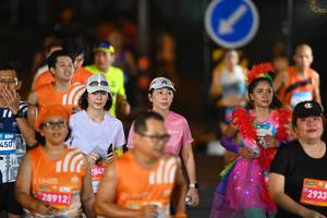BIB: 450, 100, 28912, 2845, 2933
                            <button type="button" onclick="openModal(23226813)" class="btn btn-primary btn-sm float-right btn-popup" data-toggle="modal" data-target=".modal-high-quality">
                        <i class="fas fa-shopping-cart"></i> Add to Cart
                    </button>
                                            <button type="button" onclick="isThisMe(23226813, true)" class="btn btn-success btn-sm float-right btn-popup btn-isme hidden" data-toggle="tooltip" data-placement="bottom" title="นี่คือรูปของคุณใช่ไหม คลิกที่นี่เพื่อเอาเข้าอัลบั้ม">
                        <i class="fas fa-plus"></i> Add to album
                    </button>
                    <button type="button" onclick="isThisMe(23226813, false)" class="btn btn-warning btn-sm float-right btn-popup btn-isnotme hidden">
                        <i class="fas fa-ban"></i> Remove from album
                    </button>