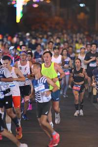 BIB: 600, 10197
                            <button type="button" onclick="openModal(22917044)" class="btn btn-primary btn-sm float-right btn-popup" data-toggle="modal" data-target=".modal-high-quality">
                        <i class="fas fa-shopping-cart"></i> Add to Cart
                    </button>
                                            <button type="button" onclick="isThisMe(22917044, true)" class="btn btn-success btn-sm float-right btn-popup btn-isme hidden" data-toggle="tooltip" data-placement="bottom" title="นี่คือรูปของคุณใช่ไหม คลิกที่นี่เพื่อเอาเข้าอัลบั้ม">
                        <i class="fas fa-plus"></i> Add to album
                    </button>
                    <button type="button" onclick="isThisMe(22917044, false)" class="btn btn-warning btn-sm float-right btn-popup btn-isnotme hidden">
                        <i class="fas fa-ban"></i> Remove from album
                    </button>