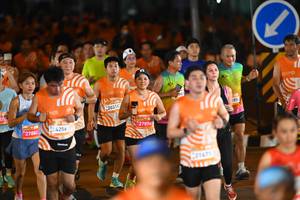 BIB: 054, 27882, 4256, 700, 20314, 27896, 251, 
                            <button type="button" onclick="openModal(23144274)" class="btn btn-primary btn-sm float-right btn-popup" data-toggle="modal" data-target=".modal-high-quality">
                        <i class="fas fa-shopping-cart"></i> Add to Cart
                    </button>
                                            <button type="button" onclick="isThisMe(23144274, true)" class="btn btn-success btn-sm float-right btn-popup btn-isme hidden" data-toggle="tooltip" data-placement="bottom" title="นี่คือรูปของคุณใช่ไหม คลิกที่นี่เพื่อเอาเข้าอัลบั้ม">
                        <i class="fas fa-plus"></i> Add to album
                    </button>
                    <button type="button" onclick="isThisMe(23144274, false)" class="btn btn-warning btn-sm float-right btn-popup btn-isnotme hidden">
                        <i class="fas fa-ban"></i> Remove from album
                    </button>