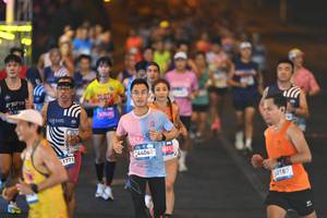 BIB: 1771, 09077, 1651, 0187
                            <button type="button" onclick="openModal(22905843)" class="btn btn-primary btn-sm float-right btn-popup" data-toggle="modal" data-target=".modal-high-quality">
                        <i class="fas fa-shopping-cart"></i> Add to Cart
                    </button>
                                            <button type="button" onclick="isThisMe(22905843, true)" class="btn btn-success btn-sm float-right btn-popup btn-isme hidden" data-toggle="tooltip" data-placement="bottom" title="นี่คือรูปของคุณใช่ไหม คลิกที่นี่เพื่อเอาเข้าอัลบั้ม">
                        <i class="fas fa-plus"></i> Add to album
                    </button>
                    <button type="button" onclick="isThisMe(22905843, false)" class="btn btn-warning btn-sm float-right btn-popup btn-isnotme hidden">
                        <i class="fas fa-ban"></i> Remove from album
                    </button>