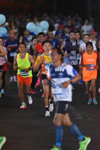 BIB: 40880
                            <button type="button" onclick="openModal(22939702)" class="btn btn-primary btn-sm float-right btn-popup" data-toggle="modal" data-target=".modal-high-quality">
                        <i class="fas fa-shopping-cart"></i> Add to Cart
                    </button>
                                            <button type="button" onclick="isThisMe(22939702, true)" class="btn btn-success btn-sm float-right btn-popup btn-isme hidden" data-toggle="tooltip" data-placement="bottom" title="นี่คือรูปของคุณใช่ไหม คลิกที่นี่เพื่อเอาเข้าอัลบั้ม">
                        <i class="fas fa-plus"></i> Add to album
                    </button>
                    <button type="button" onclick="isThisMe(22939702, false)" class="btn btn-warning btn-sm float-right btn-popup btn-isnotme hidden">
                        <i class="fas fa-ban"></i> Remove from album
                    </button>