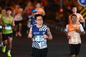 BIB: 42401, 21133
                            <button type="button" onclick="openModal(23190083)" class="btn btn-primary btn-sm float-right btn-popup" data-toggle="modal" data-target=".modal-high-quality">
                        <i class="fas fa-shopping-cart"></i> Add to Cart
                    </button>
                                            <button type="button" onclick="isThisMe(23190083, true)" class="btn btn-success btn-sm float-right btn-popup btn-isme hidden" data-toggle="tooltip" data-placement="bottom" title="นี่คือรูปของคุณใช่ไหม คลิกที่นี่เพื่อเอาเข้าอัลบั้ม">
                        <i class="fas fa-plus"></i> Add to album
                    </button>
                    <button type="button" onclick="isThisMe(23190083, false)" class="btn btn-warning btn-sm float-right btn-popup btn-isnotme hidden">
                        <i class="fas fa-ban"></i> Remove from album
                    </button>