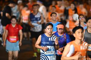 BIB: 95234, 41135, 204
                            <button type="button" onclick="openModal(23215741)" class="btn btn-primary btn-sm float-right btn-popup" data-toggle="modal" data-target=".modal-high-quality">
                        <i class="fas fa-shopping-cart"></i> Add to Cart
                    </button>
                                            <button type="button" onclick="isThisMe(23215741, true)" class="btn btn-success btn-sm float-right btn-popup btn-isme hidden" data-toggle="tooltip" data-placement="bottom" title="นี่คือรูปของคุณใช่ไหม คลิกที่นี่เพื่อเอาเข้าอัลบั้ม">
                        <i class="fas fa-plus"></i> Add to album
                    </button>
                    <button type="button" onclick="isThisMe(23215741, false)" class="btn btn-warning btn-sm float-right btn-popup btn-isnotme hidden">
                        <i class="fas fa-ban"></i> Remove from album
                    </button>