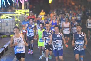 BIB: 76987, 40707, 707, 1002, 40524, 02601
                            <button type="button" onclick="openModal(22906761)" class="btn btn-primary btn-sm float-right btn-popup" data-toggle="modal" data-target=".modal-high-quality">
                        <i class="fas fa-shopping-cart"></i> Add to Cart
                    </button>
                                            <button type="button" onclick="isThisMe(22906761, true)" class="btn btn-success btn-sm float-right btn-popup btn-isme hidden" data-toggle="tooltip" data-placement="bottom" title="นี่คือรูปของคุณใช่ไหม คลิกที่นี่เพื่อเอาเข้าอัลบั้ม">
                        <i class="fas fa-plus"></i> Add to album
                    </button>
                    <button type="button" onclick="isThisMe(22906761, false)" class="btn btn-warning btn-sm float-right btn-popup btn-isnotme hidden">
                        <i class="fas fa-ban"></i> Remove from album
                    </button>