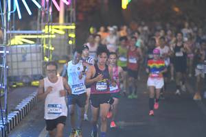 BIB: 41361, 43981, 145, 4233
                            <button type="button" onclick="openModal(22905354)" class="btn btn-primary btn-sm float-right btn-popup" data-toggle="modal" data-target=".modal-high-quality">
                        <i class="fas fa-shopping-cart"></i> Add to Cart
                    </button>
                                            <button type="button" onclick="isThisMe(22905354, true)" class="btn btn-success btn-sm float-right btn-popup btn-isme hidden" data-toggle="tooltip" data-placement="bottom" title="นี่คือรูปของคุณใช่ไหม คลิกที่นี่เพื่อเอาเข้าอัลบั้ม">
                        <i class="fas fa-plus"></i> Add to album
                    </button>
                    <button type="button" onclick="isThisMe(22905354, false)" class="btn btn-warning btn-sm float-right btn-popup btn-isnotme hidden">
                        <i class="fas fa-ban"></i> Remove from album
                    </button>