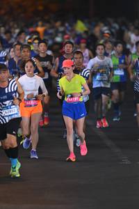 BIB: 46197, 47297, 42853
                            <button type="button" onclick="openModal(22937978)" class="btn btn-primary btn-sm float-right btn-popup" data-toggle="modal" data-target=".modal-high-quality">
                        <i class="fas fa-shopping-cart"></i> Add to Cart
                    </button>
                                            <button type="button" onclick="isThisMe(22937978, true)" class="btn btn-success btn-sm float-right btn-popup btn-isme hidden" data-toggle="tooltip" data-placement="bottom" title="นี่คือรูปของคุณใช่ไหม คลิกที่นี่เพื่อเอาเข้าอัลบั้ม">
                        <i class="fas fa-plus"></i> Add to album
                    </button>
                    <button type="button" onclick="isThisMe(22937978, false)" class="btn btn-warning btn-sm float-right btn-popup btn-isnotme hidden">
                        <i class="fas fa-ban"></i> Remove from album
                    </button>