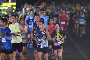 BIB: 700, 3144, 43536, 3490, 40727, 46710
                            <button type="button" onclick="openModal(22911566)" class="btn btn-primary btn-sm float-right btn-popup" data-toggle="modal" data-target=".modal-high-quality">
                        <i class="fas fa-shopping-cart"></i> Add to Cart
                    </button>
                                            <button type="button" onclick="isThisMe(22911566, true)" class="btn btn-success btn-sm float-right btn-popup btn-isme hidden" data-toggle="tooltip" data-placement="bottom" title="นี่คือรูปของคุณใช่ไหม คลิกที่นี่เพื่อเอาเข้าอัลบั้ม">
                        <i class="fas fa-plus"></i> Add to album
                    </button>
                    <button type="button" onclick="isThisMe(22911566, false)" class="btn btn-warning btn-sm float-right btn-popup btn-isnotme hidden">
                        <i class="fas fa-ban"></i> Remove from album
                    </button>