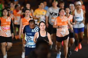 BIB: 29649, 43137
                            <button type="button" onclick="openModal(23218788)" class="btn btn-primary btn-sm float-right btn-popup" data-toggle="modal" data-target=".modal-high-quality">
                        <i class="fas fa-shopping-cart"></i> Add to Cart
                    </button>
                                            <button type="button" onclick="isThisMe(23218788, true)" class="btn btn-success btn-sm float-right btn-popup btn-isme hidden" data-toggle="tooltip" data-placement="bottom" title="นี่คือรูปของคุณใช่ไหม คลิกที่นี่เพื่อเอาเข้าอัลบั้ม">
                        <i class="fas fa-plus"></i> Add to album
                    </button>
                    <button type="button" onclick="isThisMe(23218788, false)" class="btn btn-warning btn-sm float-right btn-popup btn-isnotme hidden">
                        <i class="fas fa-ban"></i> Remove from album
                    </button>