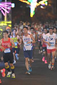 BIB: 82401, 3377
                            <button type="button" onclick="openModal(22904816)" class="btn btn-primary btn-sm float-right btn-popup" data-toggle="modal" data-target=".modal-high-quality">
                        <i class="fas fa-shopping-cart"></i> Add to Cart
                    </button>
                                            <button type="button" onclick="isThisMe(22904816, true)" class="btn btn-success btn-sm float-right btn-popup btn-isme hidden" data-toggle="tooltip" data-placement="bottom" title="นี่คือรูปของคุณใช่ไหม คลิกที่นี่เพื่อเอาเข้าอัลบั้ม">
                        <i class="fas fa-plus"></i> Add to album
                    </button>
                    <button type="button" onclick="isThisMe(22904816, false)" class="btn btn-warning btn-sm float-right btn-popup btn-isnotme hidden">
                        <i class="fas fa-ban"></i> Remove from album
                    </button>