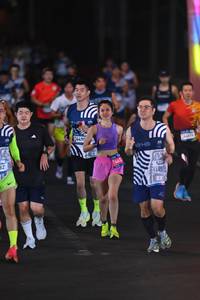 BIB: 0677
                            <button type="button" onclick="openModal(22920489)" class="btn btn-primary btn-sm float-right btn-popup" data-toggle="modal" data-target=".modal-high-quality">
                        <i class="fas fa-shopping-cart"></i> Add to Cart
                    </button>
                                            <button type="button" onclick="isThisMe(22920489, true)" class="btn btn-success btn-sm float-right btn-popup btn-isme hidden" data-toggle="tooltip" data-placement="bottom" title="นี่คือรูปของคุณใช่ไหม คลิกที่นี่เพื่อเอาเข้าอัลบั้ม">
                        <i class="fas fa-plus"></i> Add to album
                    </button>
                    <button type="button" onclick="isThisMe(22920489, false)" class="btn btn-warning btn-sm float-right btn-popup btn-isnotme hidden">
                        <i class="fas fa-ban"></i> Remove from album
                    </button>