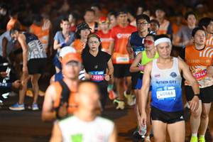 BIB: 7399, 40866, 29443
                            <button type="button" onclick="openModal(23171323)" class="btn btn-primary btn-sm float-right btn-popup" data-toggle="modal" data-target=".modal-high-quality">
                        <i class="fas fa-shopping-cart"></i> Add to Cart
                    </button>
                                            <button type="button" onclick="isThisMe(23171323, true)" class="btn btn-success btn-sm float-right btn-popup btn-isme hidden" data-toggle="tooltip" data-placement="bottom" title="นี่คือรูปของคุณใช่ไหม คลิกที่นี่เพื่อเอาเข้าอัลบั้ม">
                        <i class="fas fa-plus"></i> Add to album
                    </button>
                    <button type="button" onclick="isThisMe(23171323, false)" class="btn btn-warning btn-sm float-right btn-popup btn-isnotme hidden">
                        <i class="fas fa-ban"></i> Remove from album
                    </button>