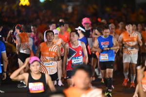 BIB: 21878, 40061, 7218
                            <button type="button" onclick="openModal(23167347)" class="btn btn-primary btn-sm float-right btn-popup" data-toggle="modal" data-target=".modal-high-quality">
                        <i class="fas fa-shopping-cart"></i> Add to Cart
                    </button>
                                            <button type="button" onclick="isThisMe(23167347, true)" class="btn btn-success btn-sm float-right btn-popup btn-isme hidden" data-toggle="tooltip" data-placement="bottom" title="นี่คือรูปของคุณใช่ไหม คลิกที่นี่เพื่อเอาเข้าอัลบั้ม">
                        <i class="fas fa-plus"></i> Add to album
                    </button>
                    <button type="button" onclick="isThisMe(23167347, false)" class="btn btn-warning btn-sm float-right btn-popup btn-isnotme hidden">
                        <i class="fas fa-ban"></i> Remove from album
                    </button>