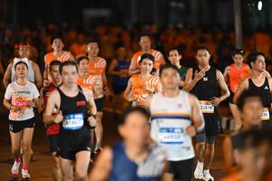 BIB: 26104, 41867, 23418
                            <button type="button" onclick="openModal(23203556)" class="btn btn-primary btn-sm float-right btn-popup" data-toggle="modal" data-target=".modal-high-quality">
                        <i class="fas fa-shopping-cart"></i> Add to Cart
                    </button>
                                            <button type="button" onclick="isThisMe(23203556, true)" class="btn btn-success btn-sm float-right btn-popup btn-isme hidden" data-toggle="tooltip" data-placement="bottom" title="นี่คือรูปของคุณใช่ไหม คลิกที่นี่เพื่อเอาเข้าอัลบั้ม">
                        <i class="fas fa-plus"></i> Add to album
                    </button>
                    <button type="button" onclick="isThisMe(23203556, false)" class="btn btn-warning btn-sm float-right btn-popup btn-isnotme hidden">
                        <i class="fas fa-ban"></i> Remove from album
                    </button>