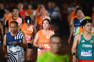 BIB: 123, 44299, 001, 211, 29684, 43615
                            <button type="button" onclick="openModal(23228072)" class="btn btn-primary btn-sm float-right btn-popup" data-toggle="modal" data-target=".modal-high-quality">
                        <i class="fas fa-shopping-cart"></i> Add to Cart
                    </button>
                                            <button type="button" onclick="isThisMe(23228072, true)" class="btn btn-success btn-sm float-right btn-popup btn-isme hidden" data-toggle="tooltip" data-placement="bottom" title="นี่คือรูปของคุณใช่ไหม คลิกที่นี่เพื่อเอาเข้าอัลบั้ม">
                        <i class="fas fa-plus"></i> Add to album
                    </button>
                    <button type="button" onclick="isThisMe(23228072, false)" class="btn btn-warning btn-sm float-right btn-popup btn-isnotme hidden">
                        <i class="fas fa-ban"></i> Remove from album
                    </button>