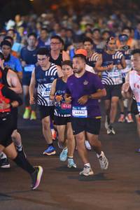 BIB: 422, 4725, 44642
                            <button type="button" onclick="openModal(22938831)" class="btn btn-primary btn-sm float-right btn-popup" data-toggle="modal" data-target=".modal-high-quality">
                        <i class="fas fa-shopping-cart"></i> Add to Cart
                    </button>
                                            <button type="button" onclick="isThisMe(22938831, true)" class="btn btn-success btn-sm float-right btn-popup btn-isme hidden" data-toggle="tooltip" data-placement="bottom" title="นี่คือรูปของคุณใช่ไหม คลิกที่นี่เพื่อเอาเข้าอัลบั้ม">
                        <i class="fas fa-plus"></i> Add to album
                    </button>
                    <button type="button" onclick="isThisMe(22938831, false)" class="btn btn-warning btn-sm float-right btn-popup btn-isnotme hidden">
                        <i class="fas fa-ban"></i> Remove from album
                    </button>