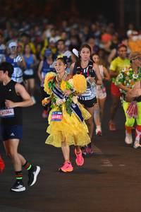 BIB: 41384, 46685, 0060
                            <button type="button" onclick="openModal(22993442)" class="btn btn-primary btn-sm float-right btn-popup" data-toggle="modal" data-target=".modal-high-quality">
                        <i class="fas fa-shopping-cart"></i> Add to Cart
                    </button>
                                            <button type="button" onclick="isThisMe(22993442, true)" class="btn btn-success btn-sm float-right btn-popup btn-isme hidden" data-toggle="tooltip" data-placement="bottom" title="นี่คือรูปของคุณใช่ไหม คลิกที่นี่เพื่อเอาเข้าอัลบั้ม">
                        <i class="fas fa-plus"></i> Add to album
                    </button>
                    <button type="button" onclick="isThisMe(22993442, false)" class="btn btn-warning btn-sm float-right btn-popup btn-isnotme hidden">
                        <i class="fas fa-ban"></i> Remove from album
                    </button>