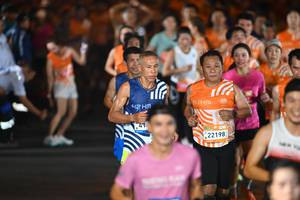 BIB: 22198
                            <button type="button" onclick="openModal(23141515)" class="btn btn-primary btn-sm float-right btn-popup" data-toggle="modal" data-target=".modal-high-quality">
                        <i class="fas fa-shopping-cart"></i> Add to Cart
                    </button>
                                            <button type="button" onclick="isThisMe(23141515, true)" class="btn btn-success btn-sm float-right btn-popup btn-isme hidden" data-toggle="tooltip" data-placement="bottom" title="นี่คือรูปของคุณใช่ไหม คลิกที่นี่เพื่อเอาเข้าอัลบั้ม">
                        <i class="fas fa-plus"></i> Add to album
                    </button>
                    <button type="button" onclick="isThisMe(23141515, false)" class="btn btn-warning btn-sm float-right btn-popup btn-isnotme hidden">
                        <i class="fas fa-ban"></i> Remove from album
                    </button>