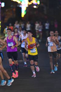 BIB: 41045, 42034, 40981
                            <button type="button" onclick="openModal(22904385)" class="btn btn-primary btn-sm float-right btn-popup" data-toggle="modal" data-target=".modal-high-quality">
                        <i class="fas fa-shopping-cart"></i> Add to Cart
                    </button>
                                            <button type="button" onclick="isThisMe(22904385, true)" class="btn btn-success btn-sm float-right btn-popup btn-isme hidden" data-toggle="tooltip" data-placement="bottom" title="นี่คือรูปของคุณใช่ไหม คลิกที่นี่เพื่อเอาเข้าอัลบั้ม">
                        <i class="fas fa-plus"></i> Add to album
                    </button>
                    <button type="button" onclick="isThisMe(22904385, false)" class="btn btn-warning btn-sm float-right btn-popup btn-isnotme hidden">
                        <i class="fas fa-ban"></i> Remove from album
                    </button>