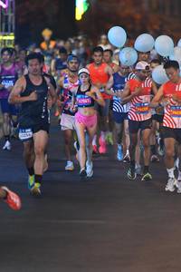 BIB: 3256, 413, 47067
                            <button type="button" onclick="openModal(22906927)" class="btn btn-primary btn-sm float-right btn-popup" data-toggle="modal" data-target=".modal-high-quality">
                        <i class="fas fa-shopping-cart"></i> Add to Cart
                    </button>
                                            <button type="button" onclick="isThisMe(22906927, true)" class="btn btn-success btn-sm float-right btn-popup btn-isme hidden" data-toggle="tooltip" data-placement="bottom" title="นี่คือรูปของคุณใช่ไหม คลิกที่นี่เพื่อเอาเข้าอัลบั้ม">
                        <i class="fas fa-plus"></i> Add to album
                    </button>
                    <button type="button" onclick="isThisMe(22906927, false)" class="btn btn-warning btn-sm float-right btn-popup btn-isnotme hidden">
                        <i class="fas fa-ban"></i> Remove from album
                    </button>