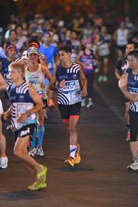 BIB: 40834
                            <button type="button" onclick="openModal(22919661)" class="btn btn-primary btn-sm float-right btn-popup" data-toggle="modal" data-target=".modal-high-quality">
                        <i class="fas fa-shopping-cart"></i> Add to Cart
                    </button>
                                            <button type="button" onclick="isThisMe(22919661, true)" class="btn btn-success btn-sm float-right btn-popup btn-isme hidden" data-toggle="tooltip" data-placement="bottom" title="นี่คือรูปของคุณใช่ไหม คลิกที่นี่เพื่อเอาเข้าอัลบั้ม">
                        <i class="fas fa-plus"></i> Add to album
                    </button>
                    <button type="button" onclick="isThisMe(22919661, false)" class="btn btn-warning btn-sm float-right btn-popup btn-isnotme hidden">
                        <i class="fas fa-ban"></i> Remove from album
                    </button>