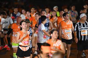 BIB: 210, 276, 280, 211, 22307, 2406
                            <button type="button" onclick="openModal(23202591)" class="btn btn-primary btn-sm float-right btn-popup" data-toggle="modal" data-target=".modal-high-quality">
                        <i class="fas fa-shopping-cart"></i> Add to Cart
                    </button>
                                            <button type="button" onclick="isThisMe(23202591, true)" class="btn btn-success btn-sm float-right btn-popup btn-isme hidden" data-toggle="tooltip" data-placement="bottom" title="นี่คือรูปของคุณใช่ไหม คลิกที่นี่เพื่อเอาเข้าอัลบั้ม">
                        <i class="fas fa-plus"></i> Add to album
                    </button>
                    <button type="button" onclick="isThisMe(23202591, false)" class="btn btn-warning btn-sm float-right btn-popup btn-isnotme hidden">
                        <i class="fas fa-ban"></i> Remove from album
                    </button>
