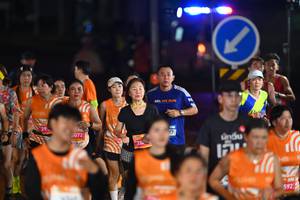 BIB: 072, 592
                            <button type="button" onclick="openModal(23216406)" class="btn btn-primary btn-sm float-right btn-popup" data-toggle="modal" data-target=".modal-high-quality">
                        <i class="fas fa-shopping-cart"></i> Add to Cart
                    </button>
                                            <button type="button" onclick="isThisMe(23216406, true)" class="btn btn-success btn-sm float-right btn-popup btn-isme hidden" data-toggle="tooltip" data-placement="bottom" title="นี่คือรูปของคุณใช่ไหม คลิกที่นี่เพื่อเอาเข้าอัลบั้ม">
                        <i class="fas fa-plus"></i> Add to album
                    </button>
                    <button type="button" onclick="isThisMe(23216406, false)" class="btn btn-warning btn-sm float-right btn-popup btn-isnotme hidden">
                        <i class="fas fa-ban"></i> Remove from album
                    </button>