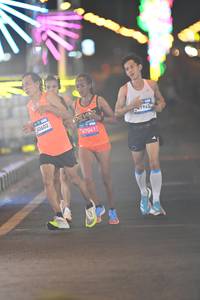 BIB: 40602, 470411, 1945
                            <button type="button" onclick="openModal(22900026)" class="btn btn-primary btn-sm float-right btn-popup" data-toggle="modal" data-target=".modal-high-quality">
                        <i class="fas fa-shopping-cart"></i> Add to Cart
                    </button>
                                            <button type="button" onclick="isThisMe(22900026, true)" class="btn btn-success btn-sm float-right btn-popup btn-isme hidden" data-toggle="tooltip" data-placement="bottom" title="นี่คือรูปของคุณใช่ไหม คลิกที่นี่เพื่อเอาเข้าอัลบั้ม">
                        <i class="fas fa-plus"></i> Add to album
                    </button>
                    <button type="button" onclick="isThisMe(22900026, false)" class="btn btn-warning btn-sm float-right btn-popup btn-isnotme hidden">
                        <i class="fas fa-ban"></i> Remove from album
                    </button>