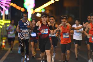 BIB: 42998, 017, 40284
                            <button type="button" onclick="openModal(22903451)" class="btn btn-primary btn-sm float-right btn-popup" data-toggle="modal" data-target=".modal-high-quality">
                        <i class="fas fa-shopping-cart"></i> Add to Cart
                    </button>
                                            <button type="button" onclick="isThisMe(22903451, true)" class="btn btn-success btn-sm float-right btn-popup btn-isme hidden" data-toggle="tooltip" data-placement="bottom" title="นี่คือรูปของคุณใช่ไหม คลิกที่นี่เพื่อเอาเข้าอัลบั้ม">
                        <i class="fas fa-plus"></i> Add to album
                    </button>
                    <button type="button" onclick="isThisMe(22903451, false)" class="btn btn-warning btn-sm float-right btn-popup btn-isnotme hidden">
                        <i class="fas fa-ban"></i> Remove from album
                    </button>