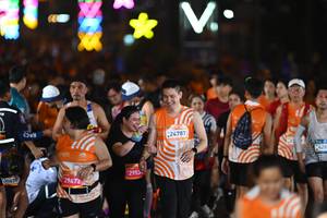 BIB: 25038, 29672, 2953, 24787, 428
                            <button type="button" onclick="openModal(23230994)" class="btn btn-primary btn-sm float-right btn-popup" data-toggle="modal" data-target=".modal-high-quality">
                        <i class="fas fa-shopping-cart"></i> Add to Cart
                    </button>
                                            <button type="button" onclick="isThisMe(23230994, true)" class="btn btn-success btn-sm float-right btn-popup btn-isme hidden" data-toggle="tooltip" data-placement="bottom" title="นี่คือรูปของคุณใช่ไหม คลิกที่นี่เพื่อเอาเข้าอัลบั้ม">
                        <i class="fas fa-plus"></i> Add to album
                    </button>
                    <button type="button" onclick="isThisMe(23230994, false)" class="btn btn-warning btn-sm float-right btn-popup btn-isnotme hidden">
                        <i class="fas fa-ban"></i> Remove from album
                    </button>