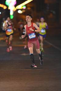 BIB: 40119
                            <button type="button" onclick="openModal(22901199)" class="btn btn-primary btn-sm float-right btn-popup" data-toggle="modal" data-target=".modal-high-quality">
                        <i class="fas fa-shopping-cart"></i> Add to Cart
                    </button>
                                            <button type="button" onclick="isThisMe(22901199, true)" class="btn btn-success btn-sm float-right btn-popup btn-isme hidden" data-toggle="tooltip" data-placement="bottom" title="นี่คือรูปของคุณใช่ไหม คลิกที่นี่เพื่อเอาเข้าอัลบั้ม">
                        <i class="fas fa-plus"></i> Add to album
                    </button>
                    <button type="button" onclick="isThisMe(22901199, false)" class="btn btn-warning btn-sm float-right btn-popup btn-isnotme hidden">
                        <i class="fas fa-ban"></i> Remove from album
                    </button>